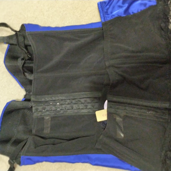 Cacique Satin & Lace Bustier / Corset & Garter Skirt Set Sz 18/20 - Picture 9 of 16